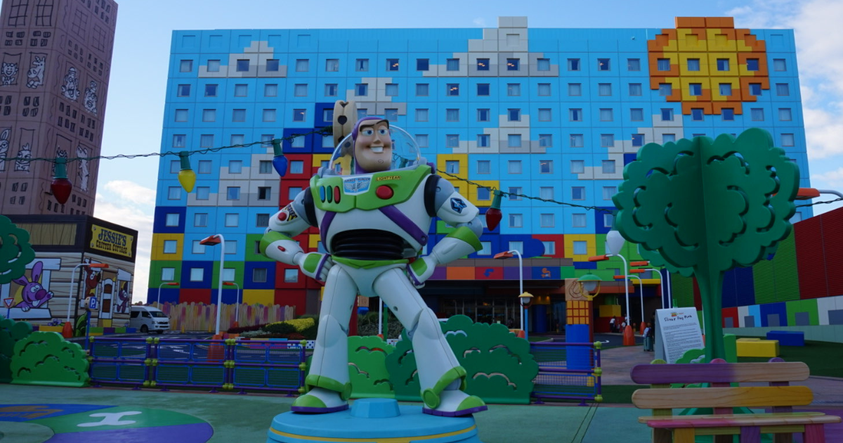 トイストーリーホテル外観バズ