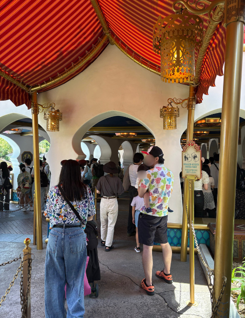 夏ディズニー大人服装