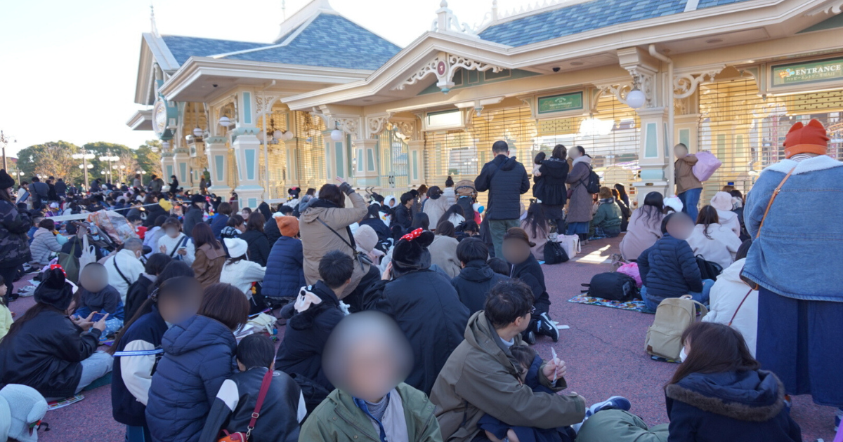 クリスマスディズニーランドハピエン開園待ち